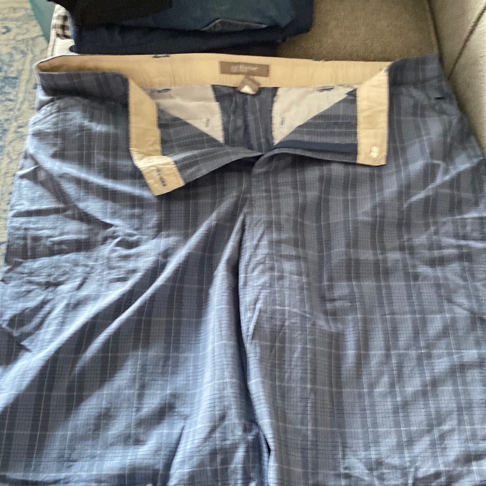 Pretty plaid Bermuda shorts